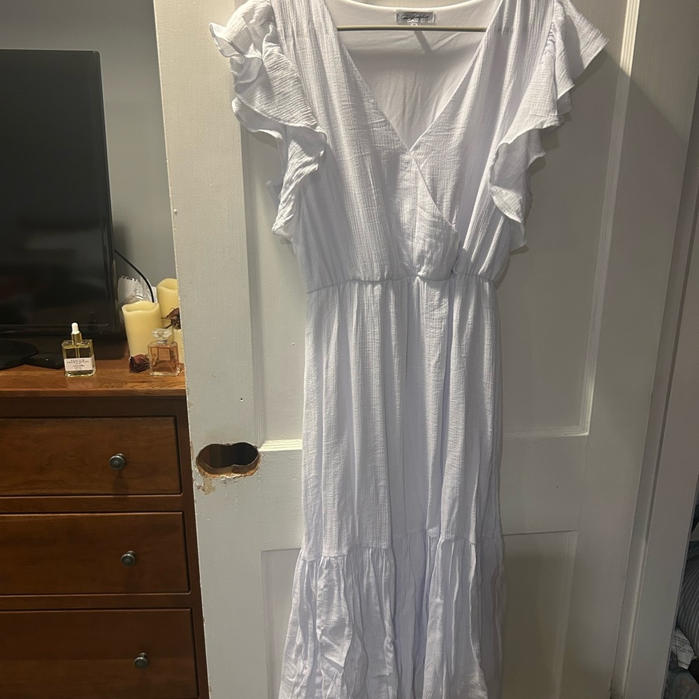 Elegant White Ruffle Sleeve Dress fully lined